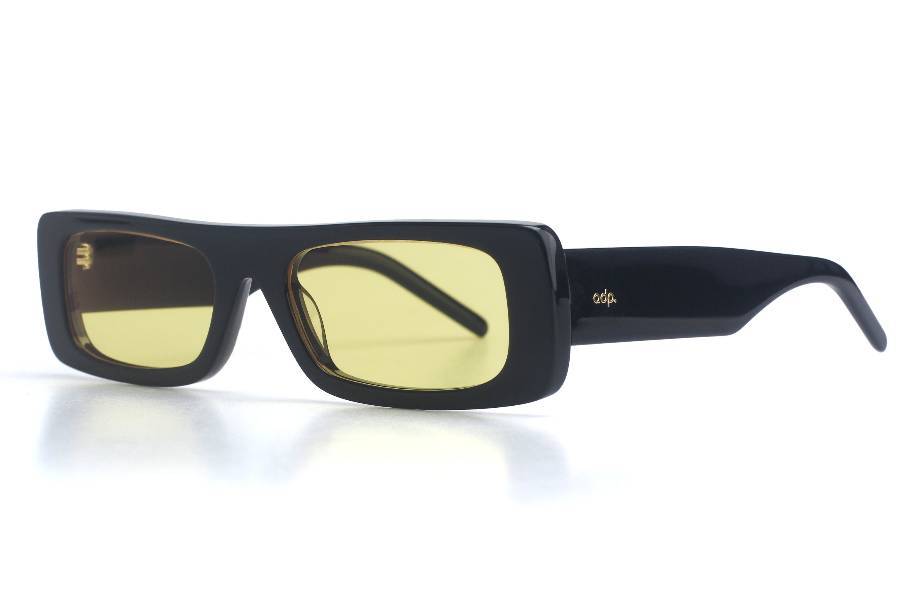 Cosmic Dealer / yellow lenses